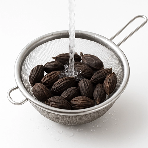 দারুচিনি থাম্বনেইল